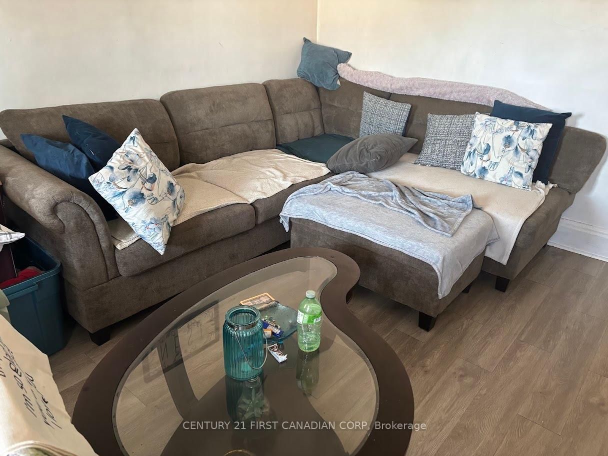 Listing Image 20