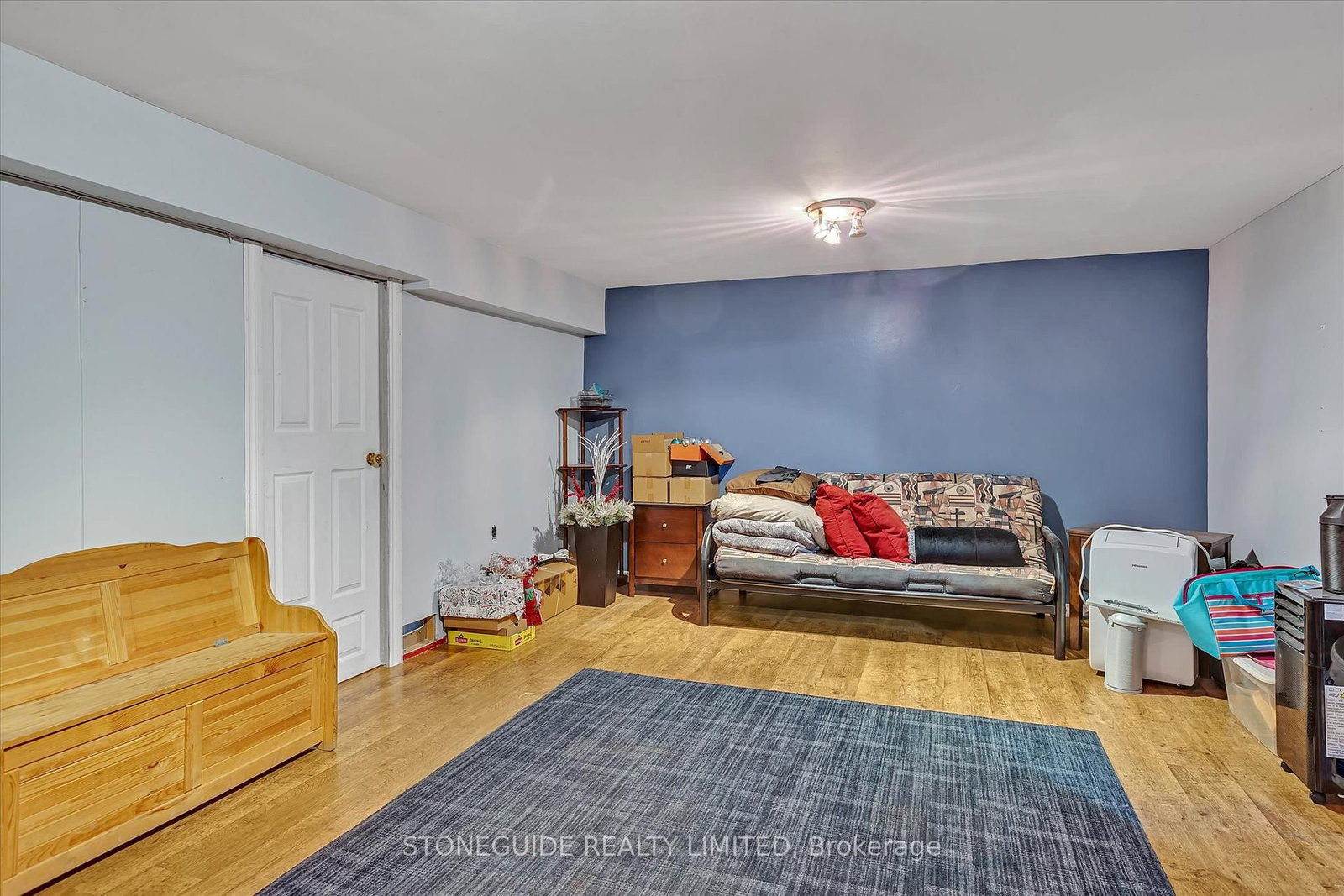 Listing Image 23