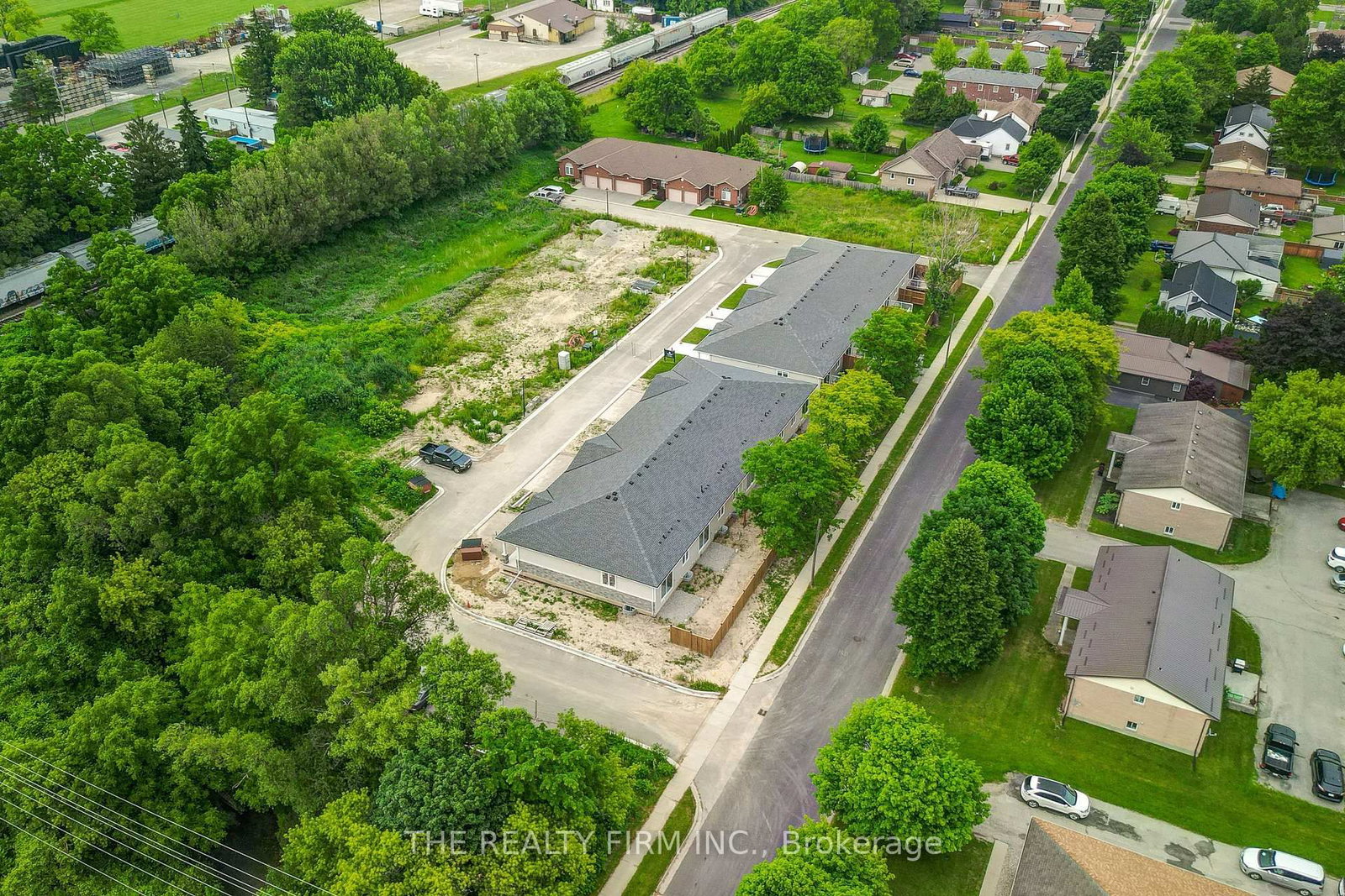 Listing Image 47