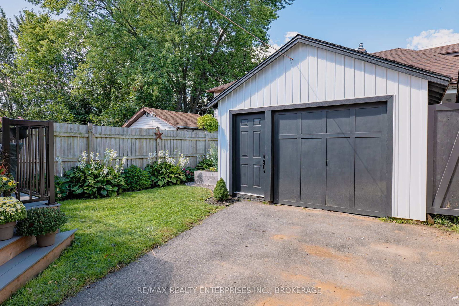 Listing Image 31