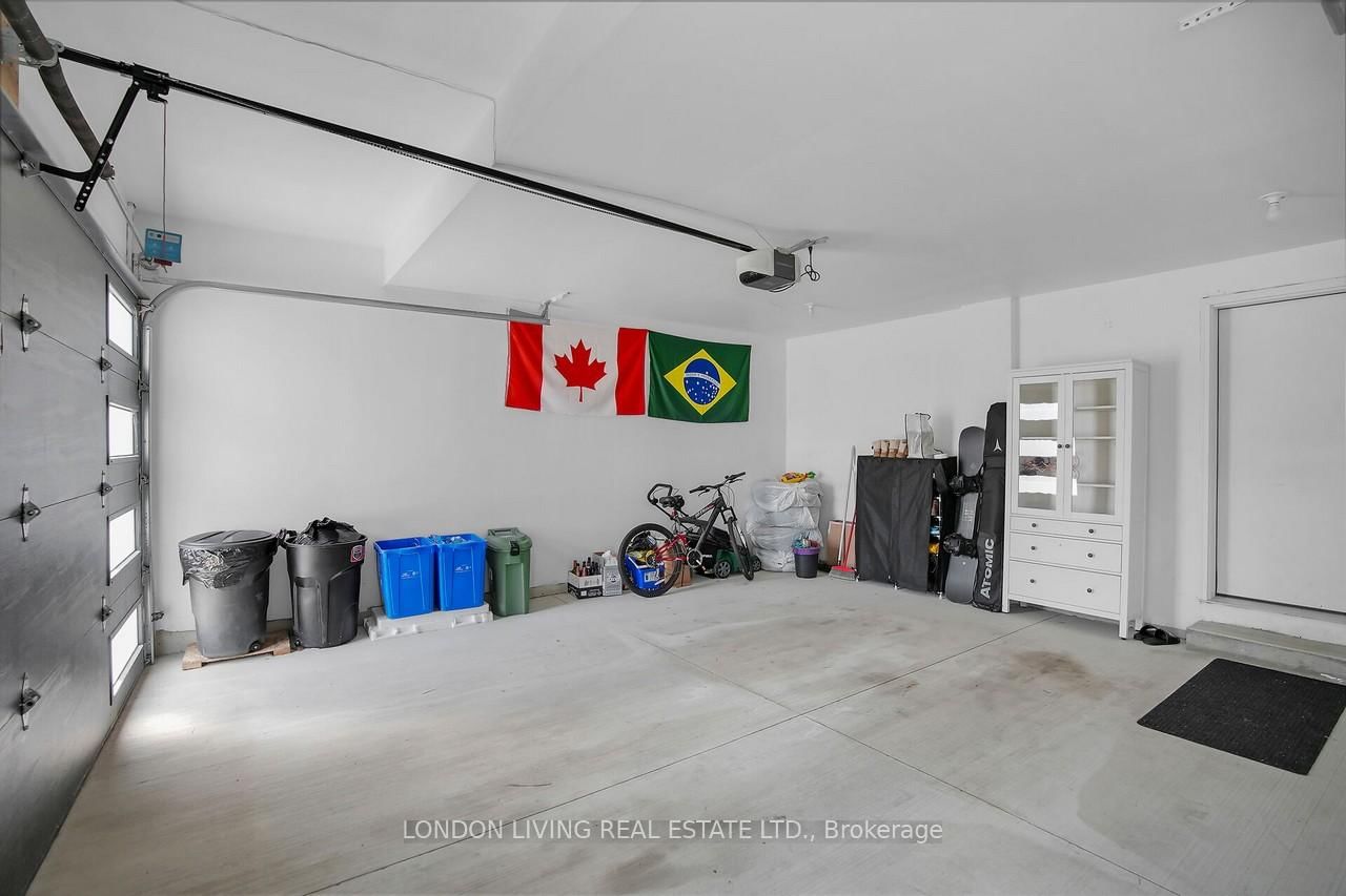 Listing Image 34