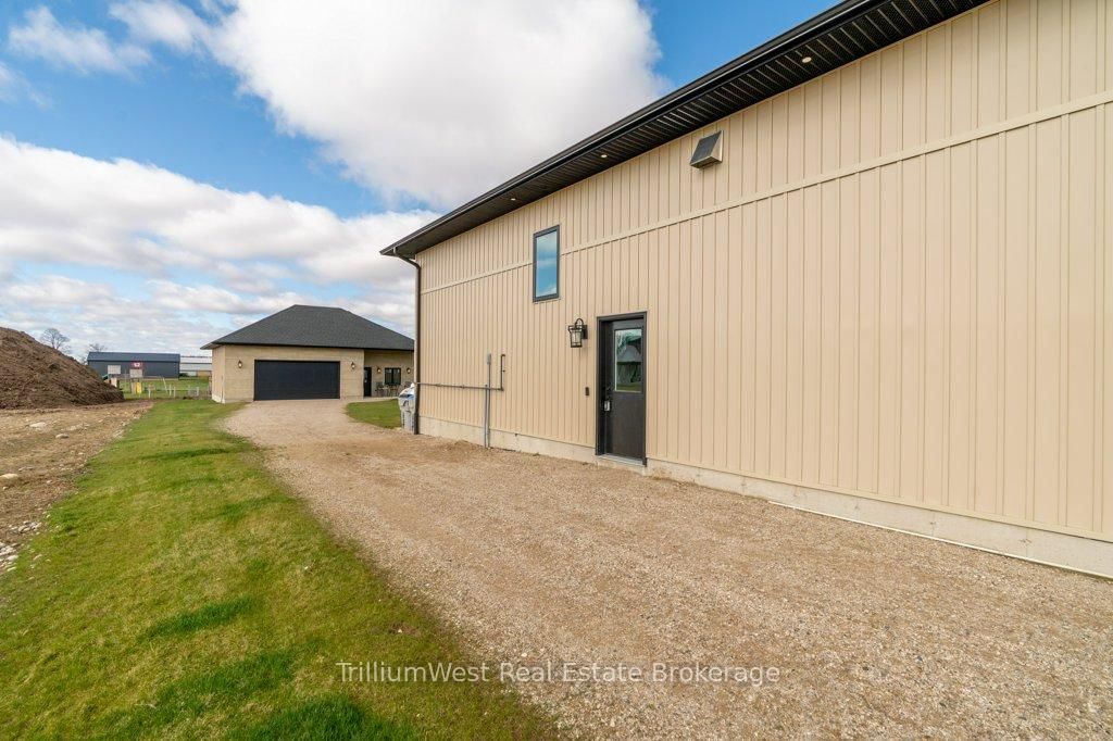 Listing Image 38