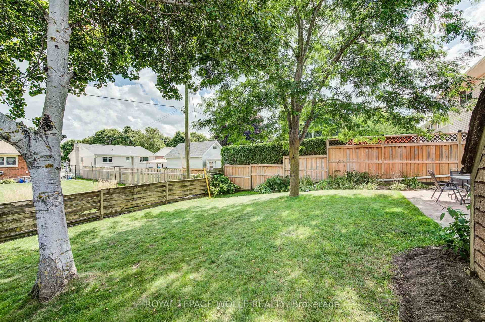 Listing Image 44