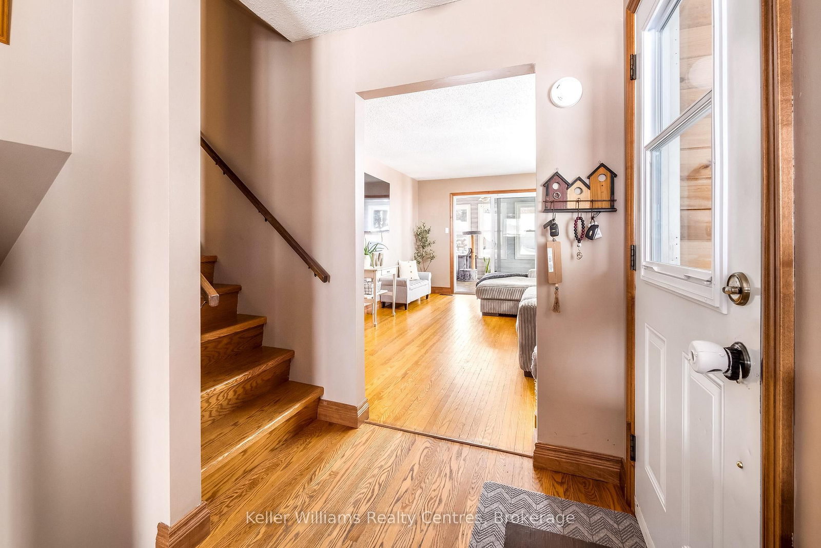 Listing Image 18