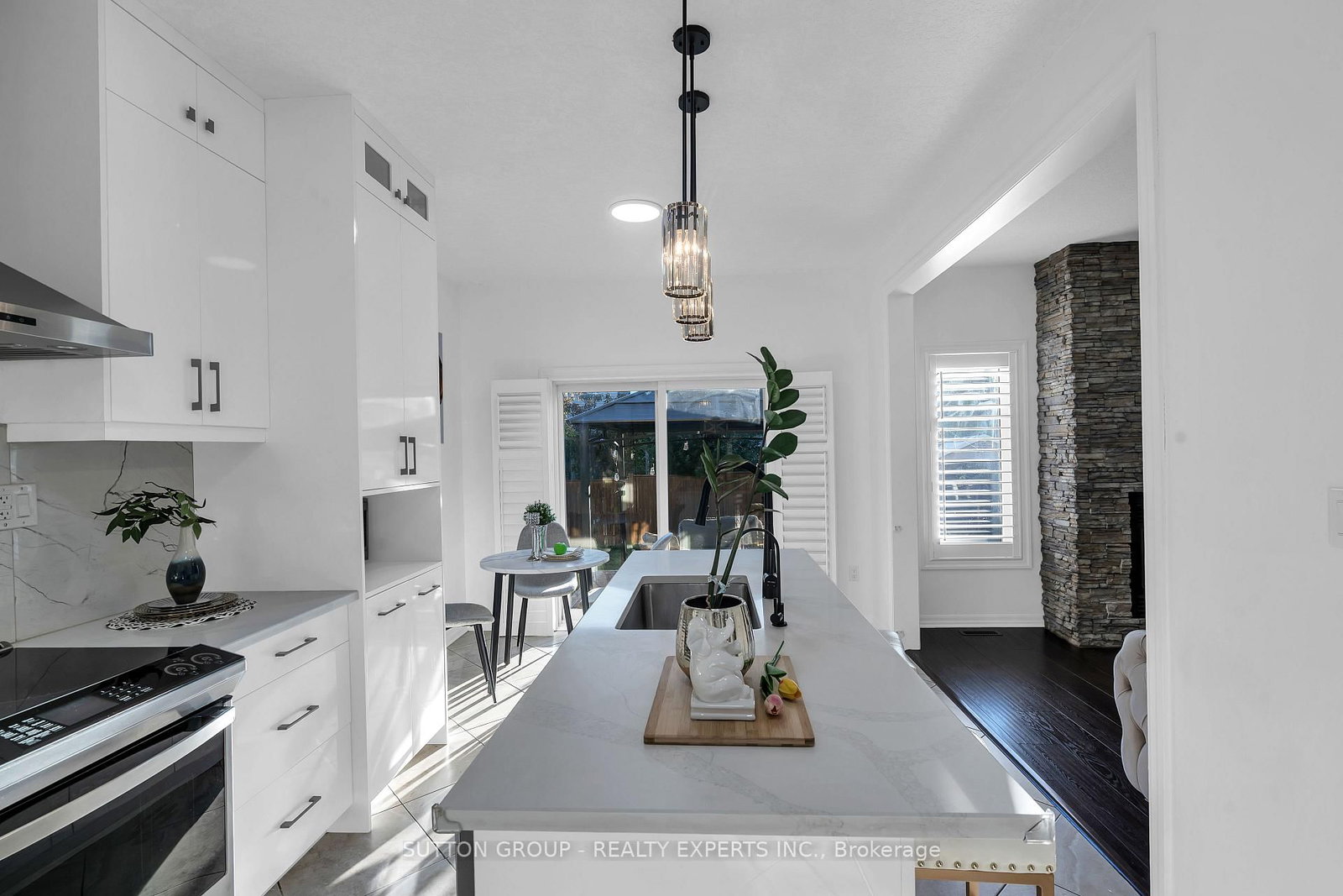 Listing Image 14