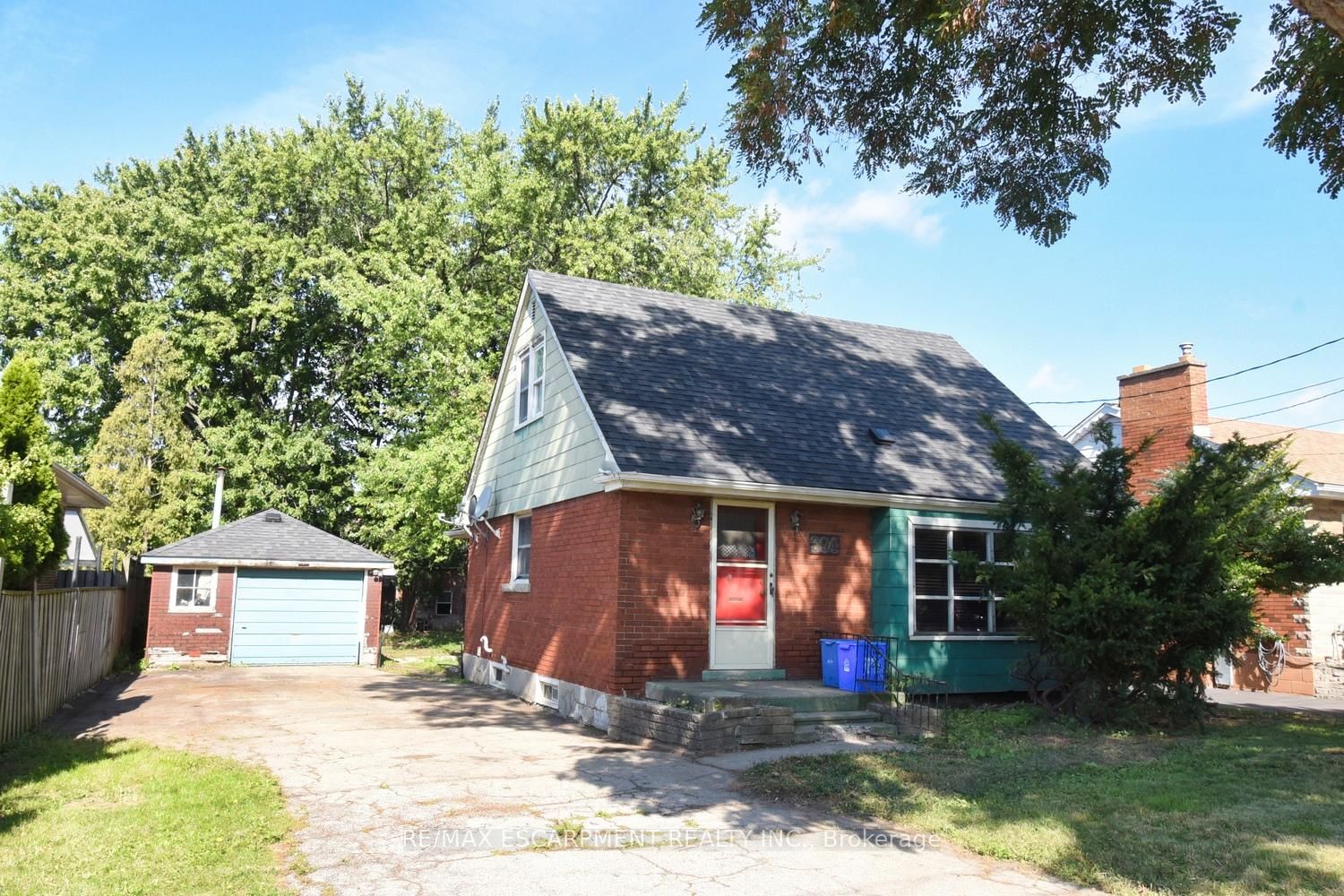 Listing Image 1