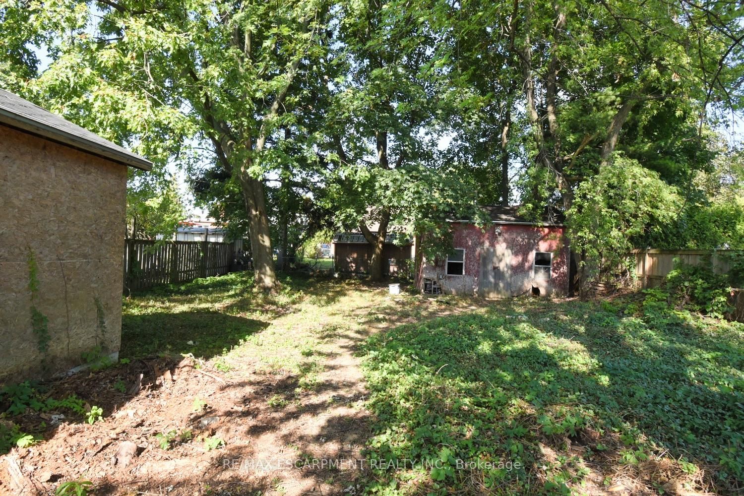 Listing Image 38