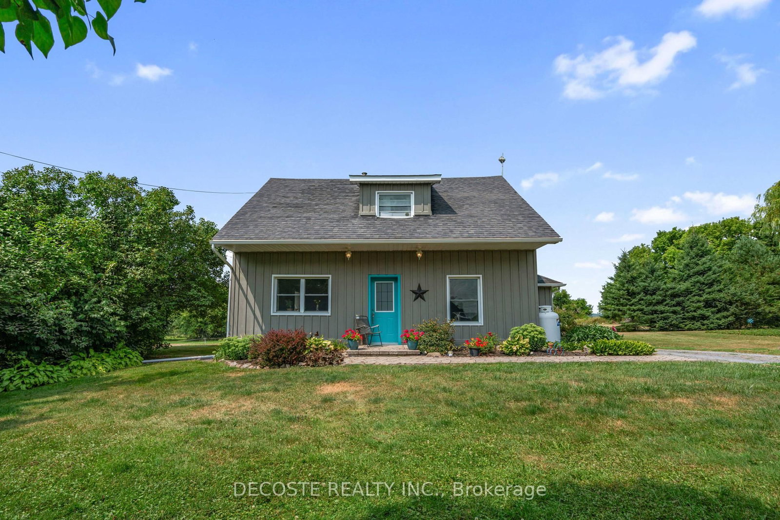 Listing Image 3
