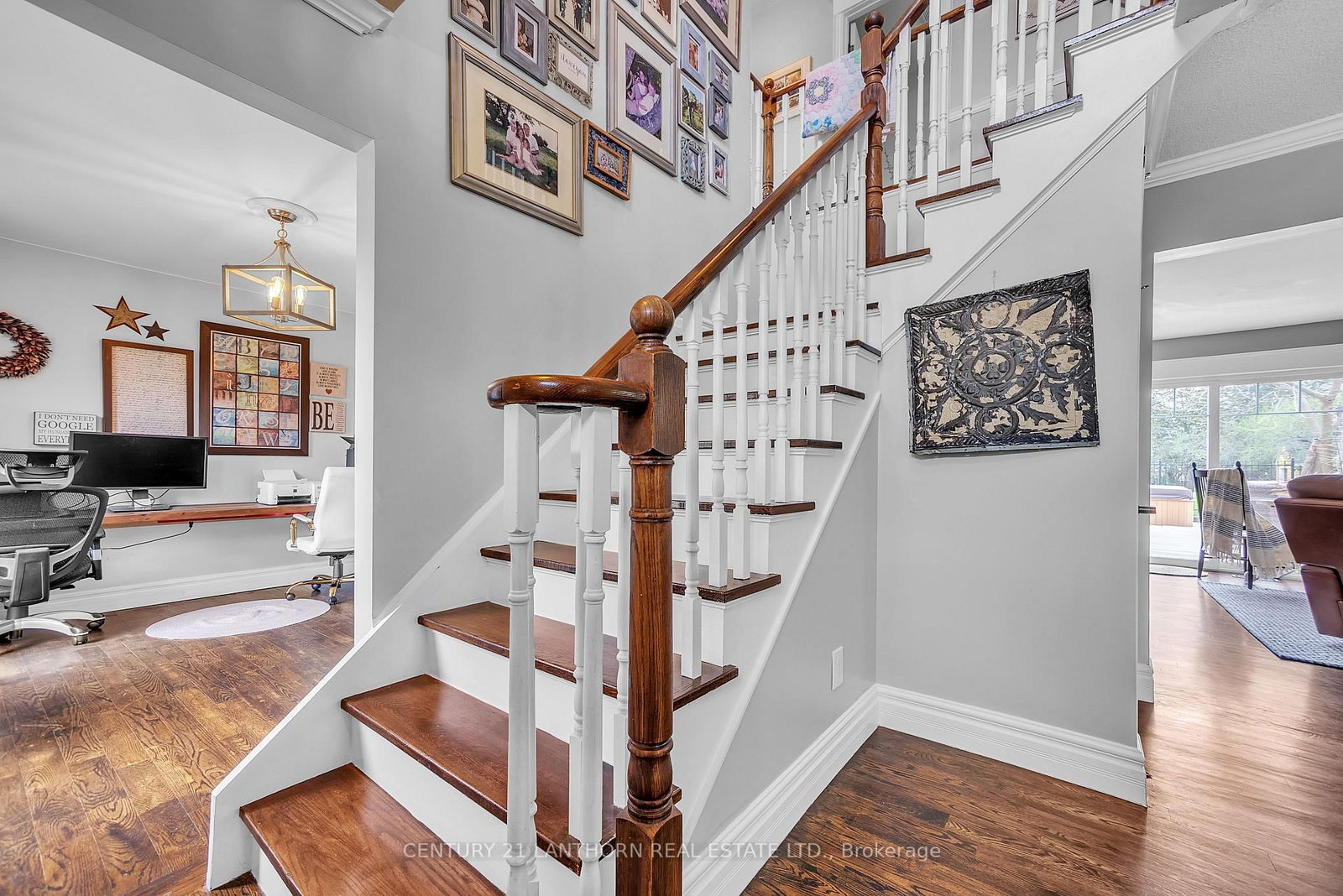 Listing Image 12