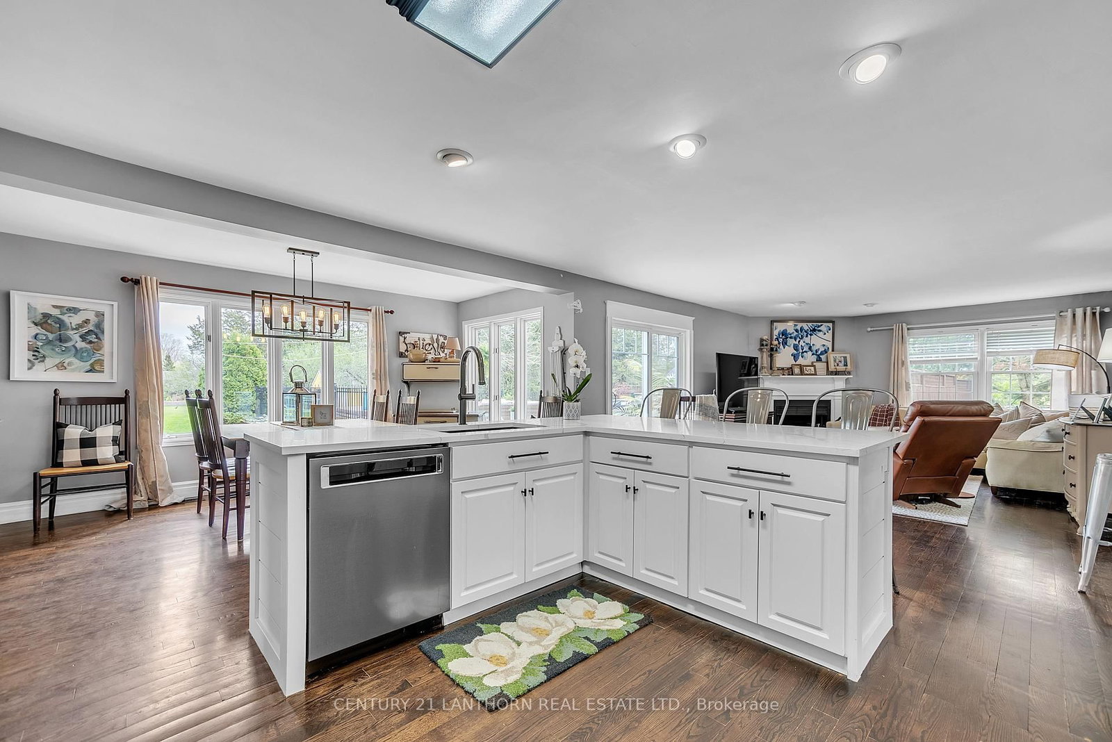 Listing Image 22