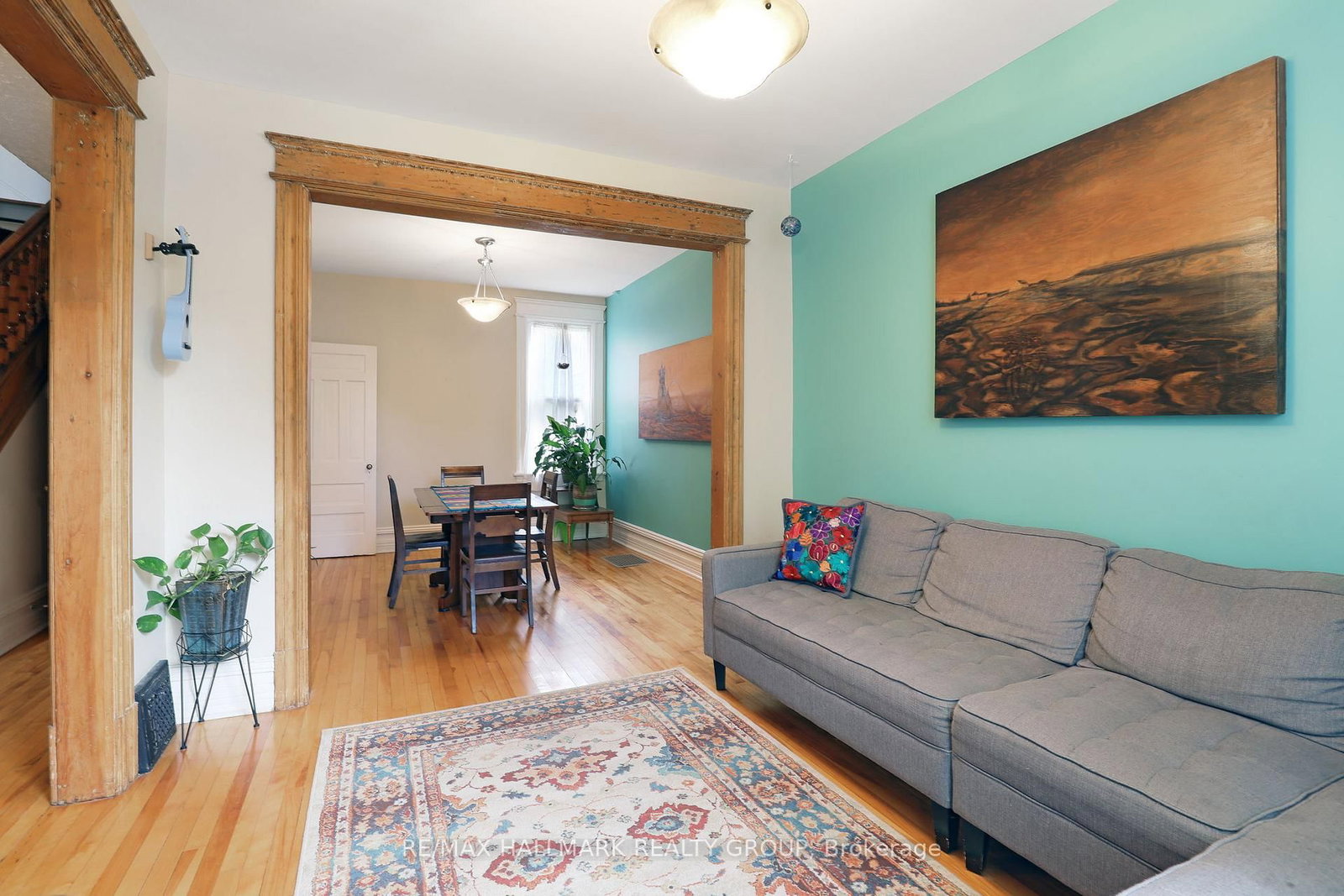 Listing Image 5