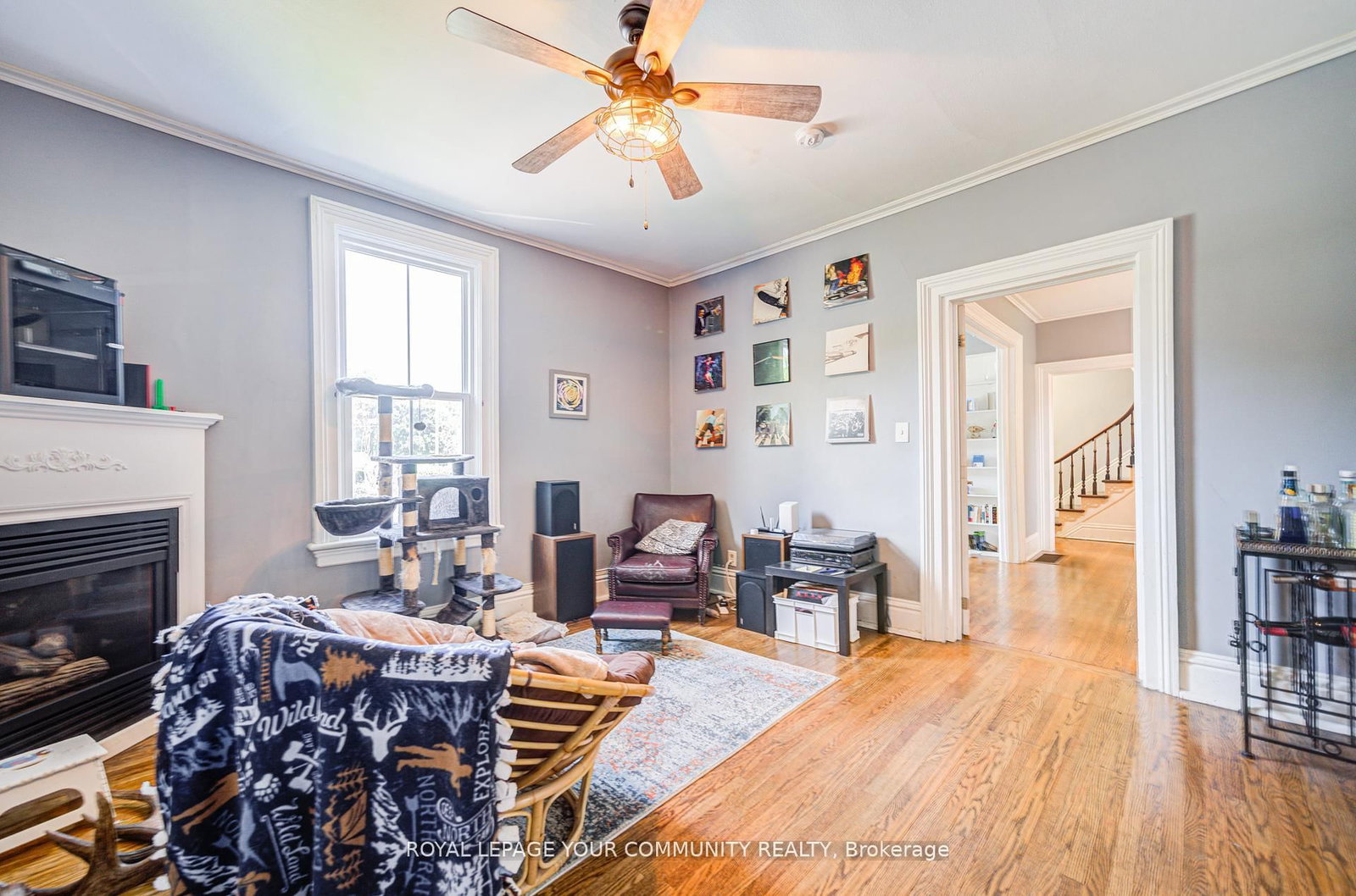 Listing Image 19