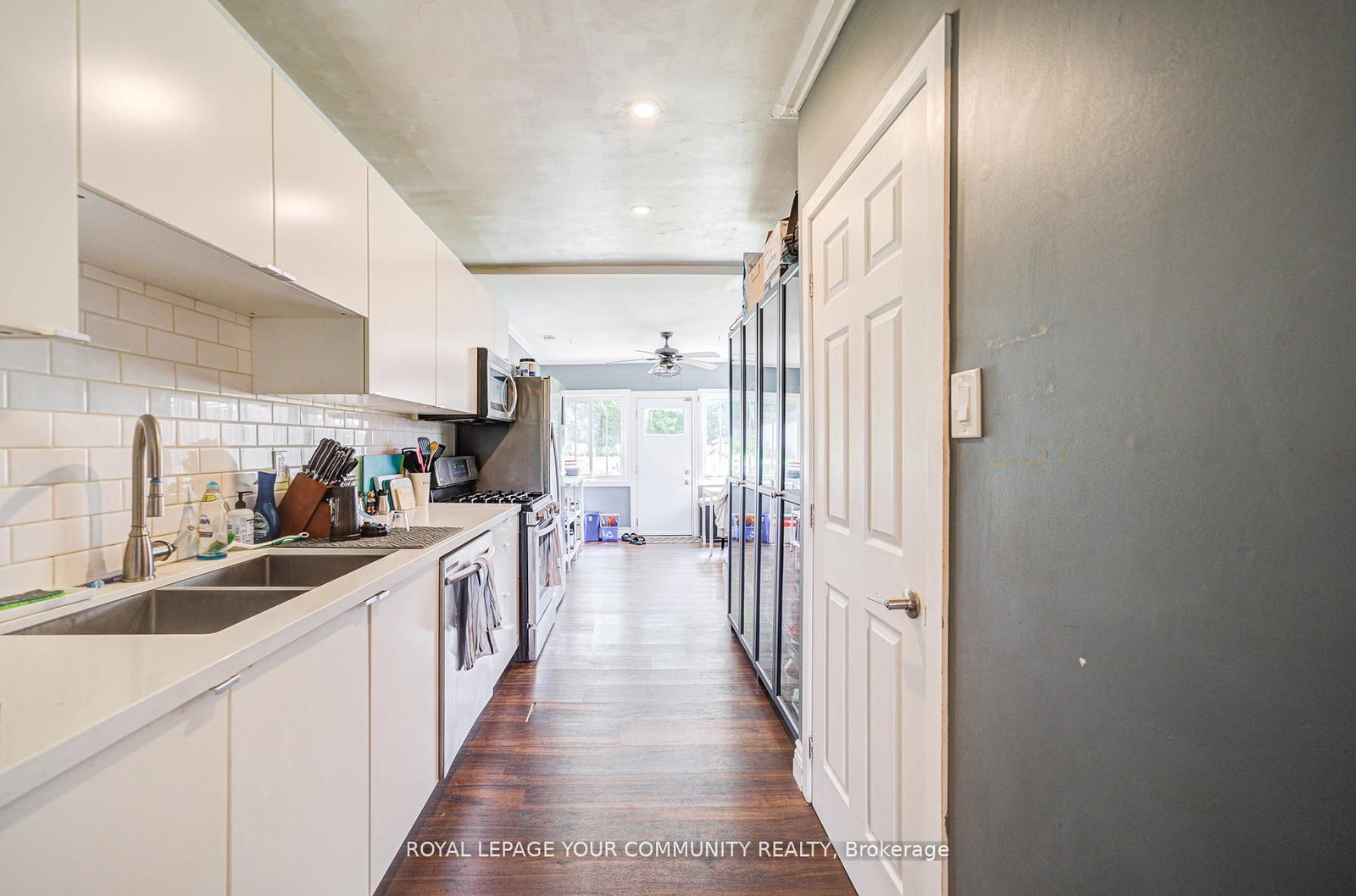 Listing Image 21