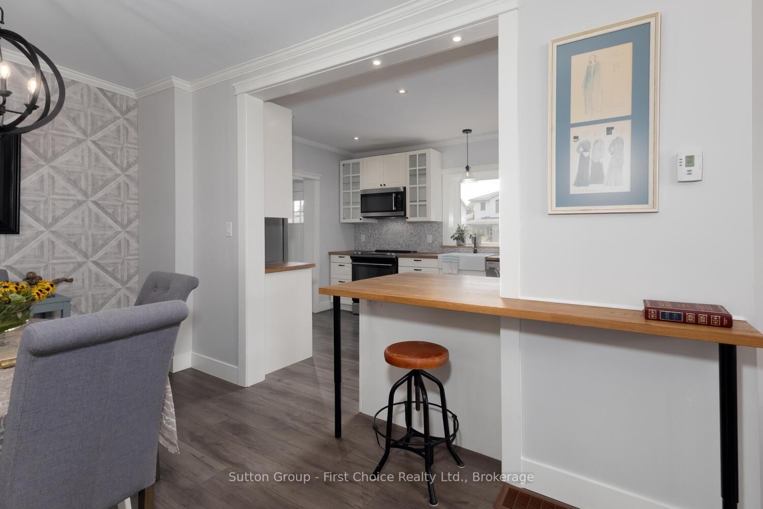Listing Image 15
