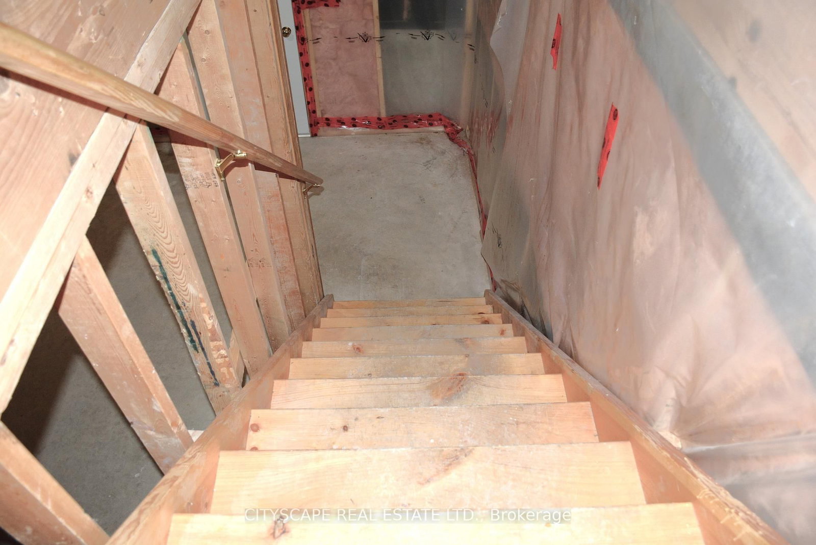 Listing Image 36