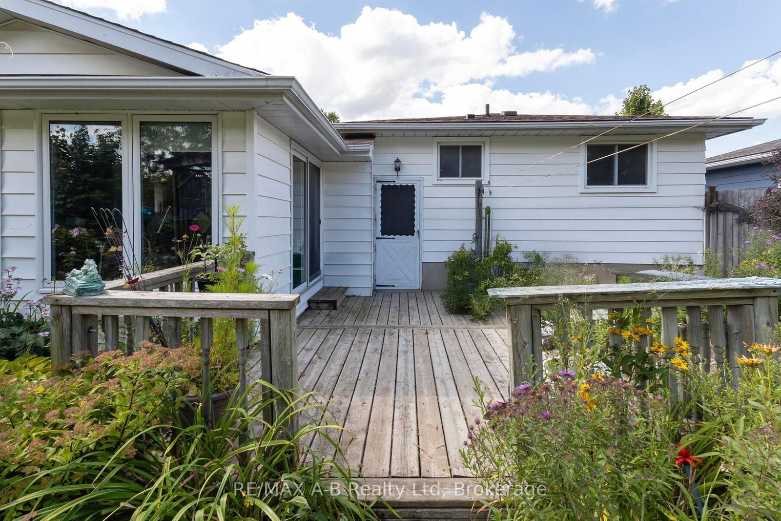 Listing Image 19