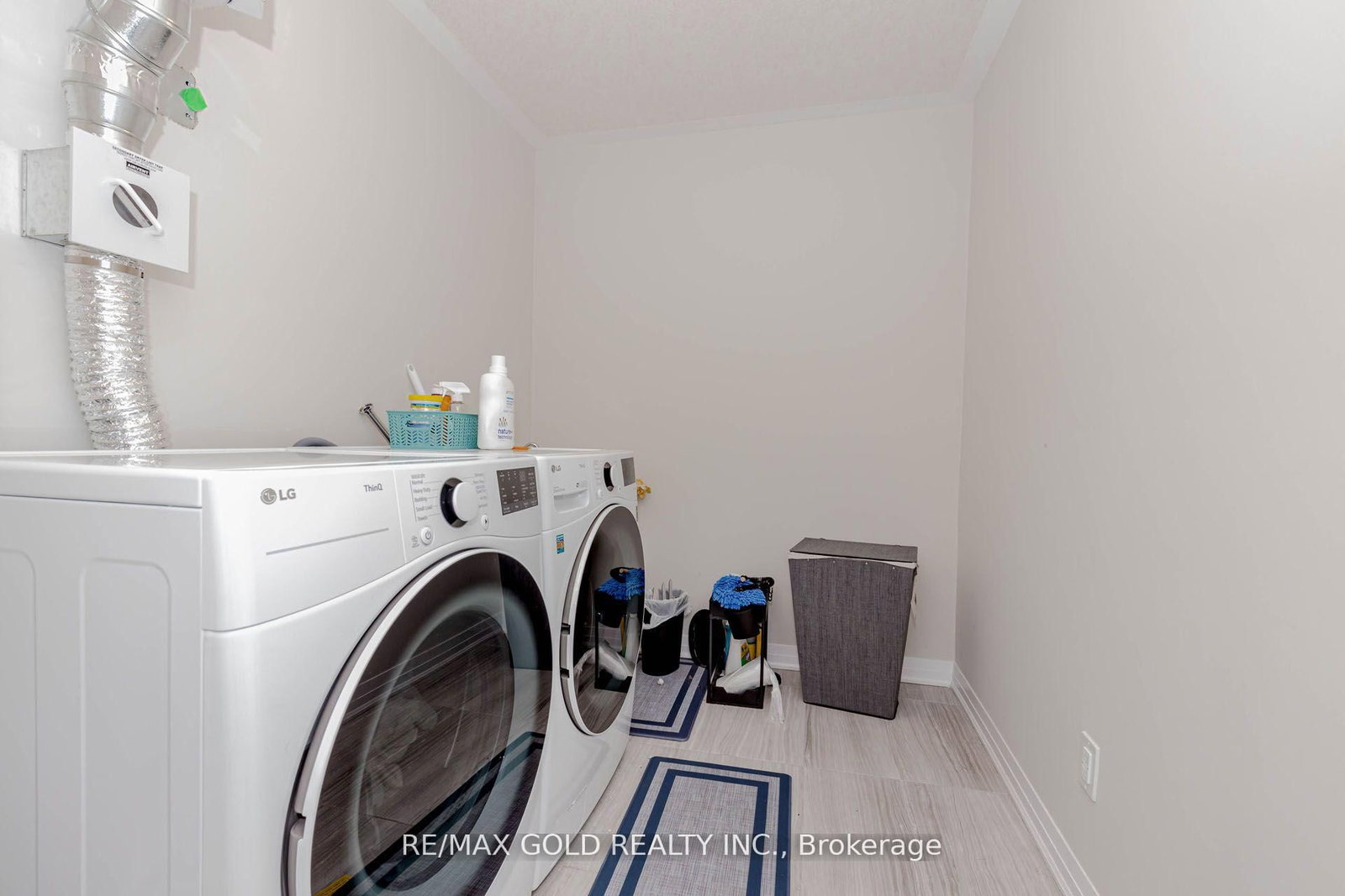 Listing Image 39