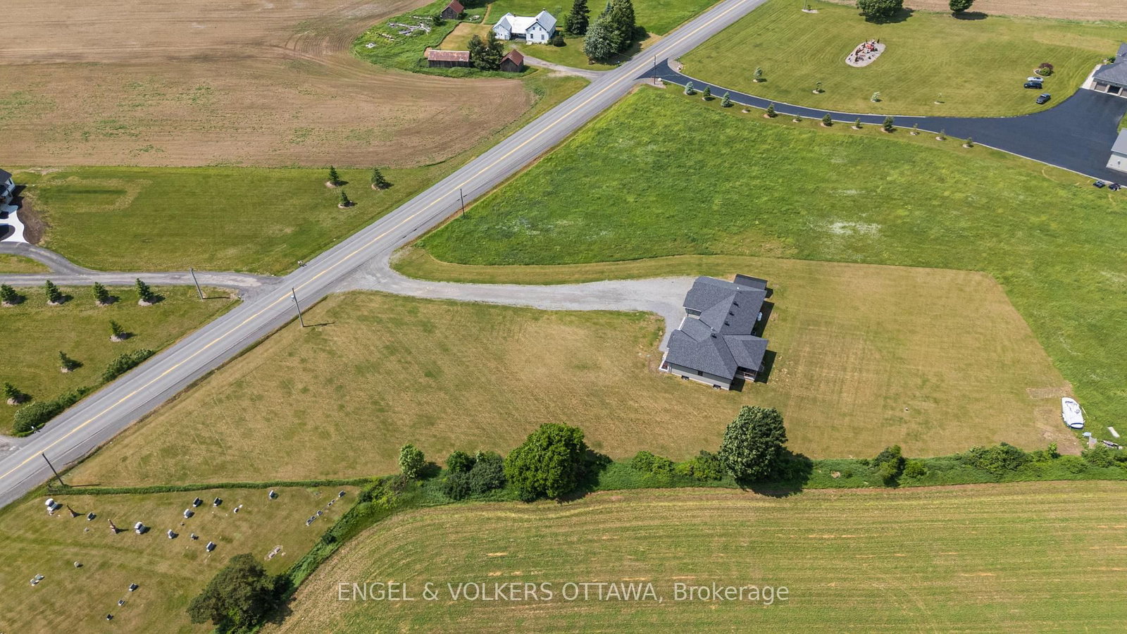 Listing Image 39