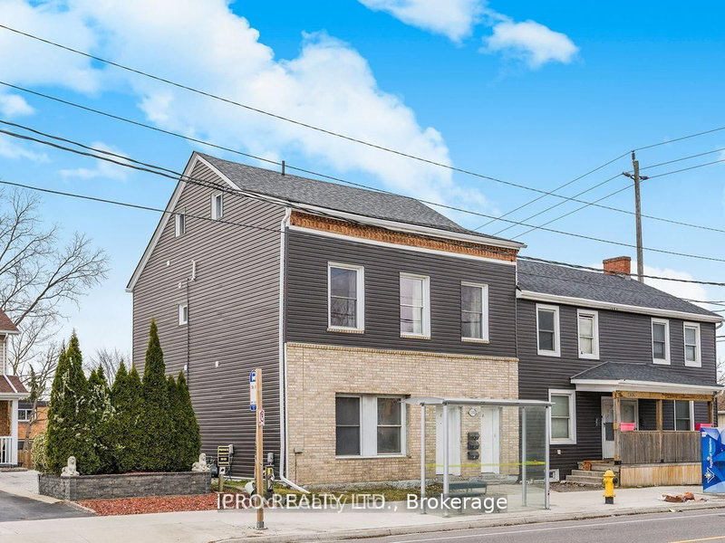 1308 King Street E, Cambridge