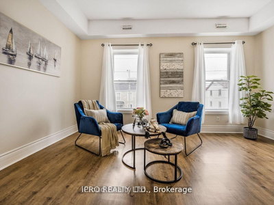 1308 King Street E — photo 4