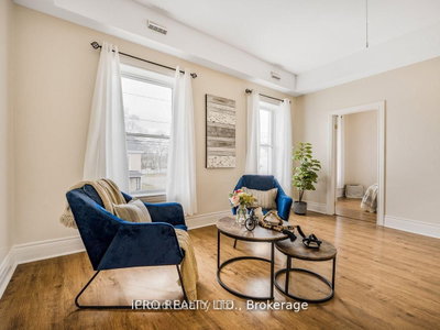 1308 King Street E — photo 5