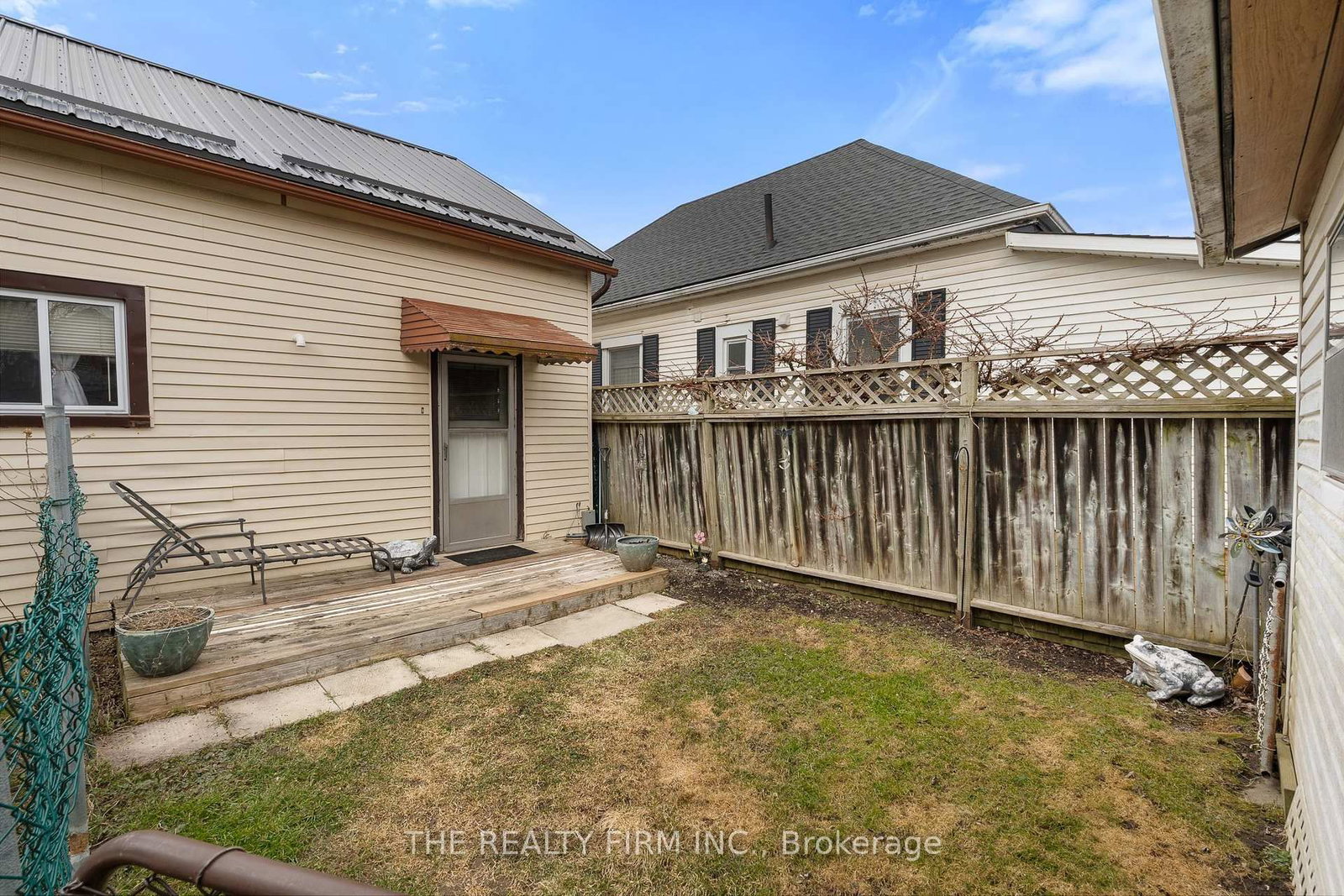 Listing Image 12