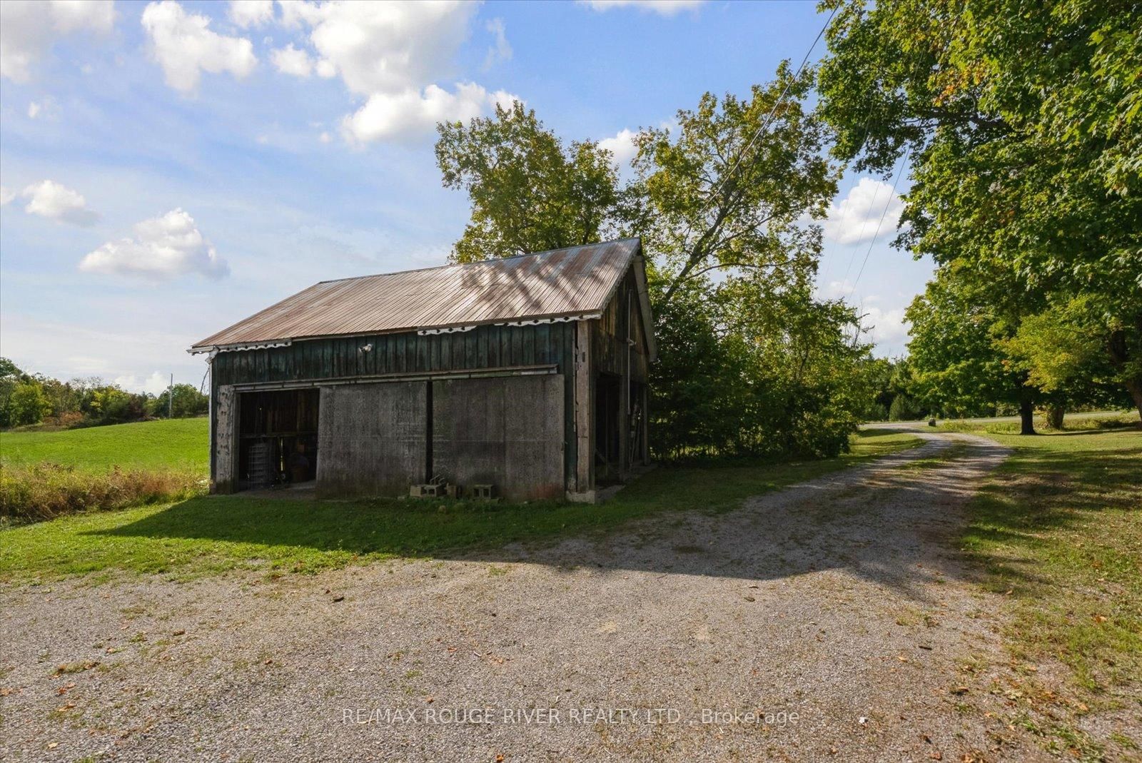 Listing Image 32
