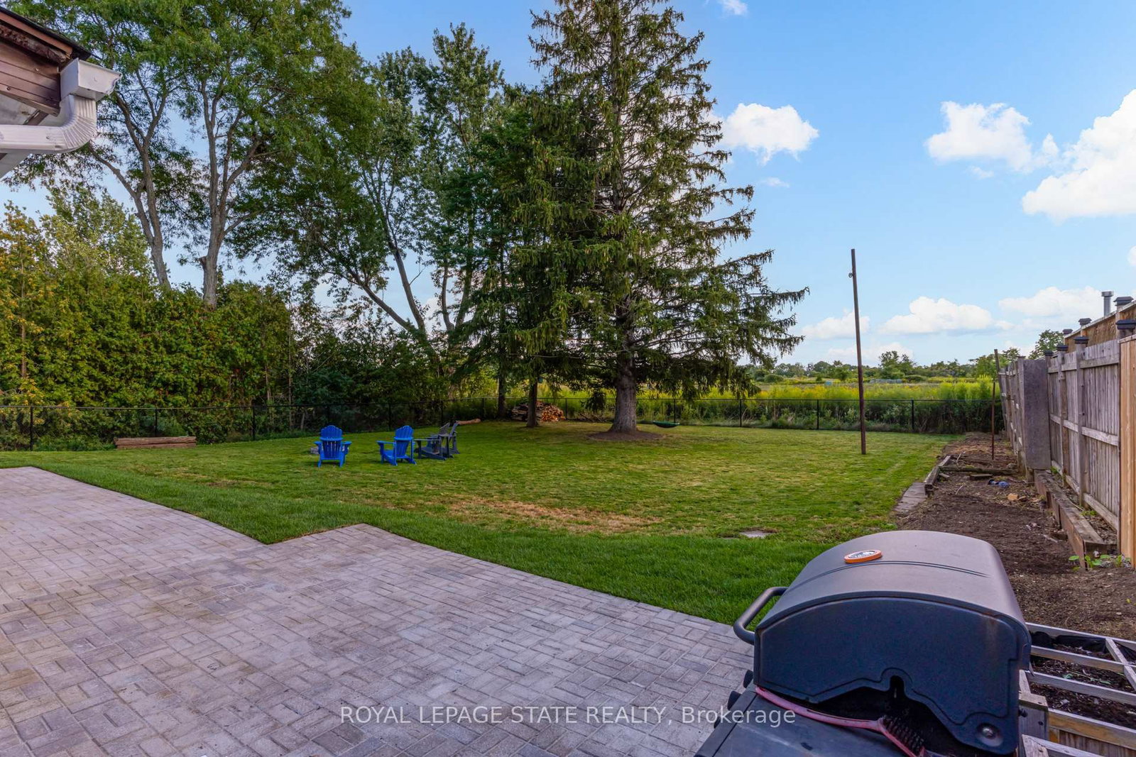 Listing Image 44