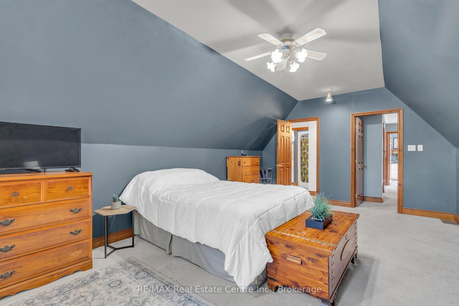 Detached House sold at 21 Burwell Road, Stratford, Ontario, N5A 7R2 - Stratford - MLS: X12377907