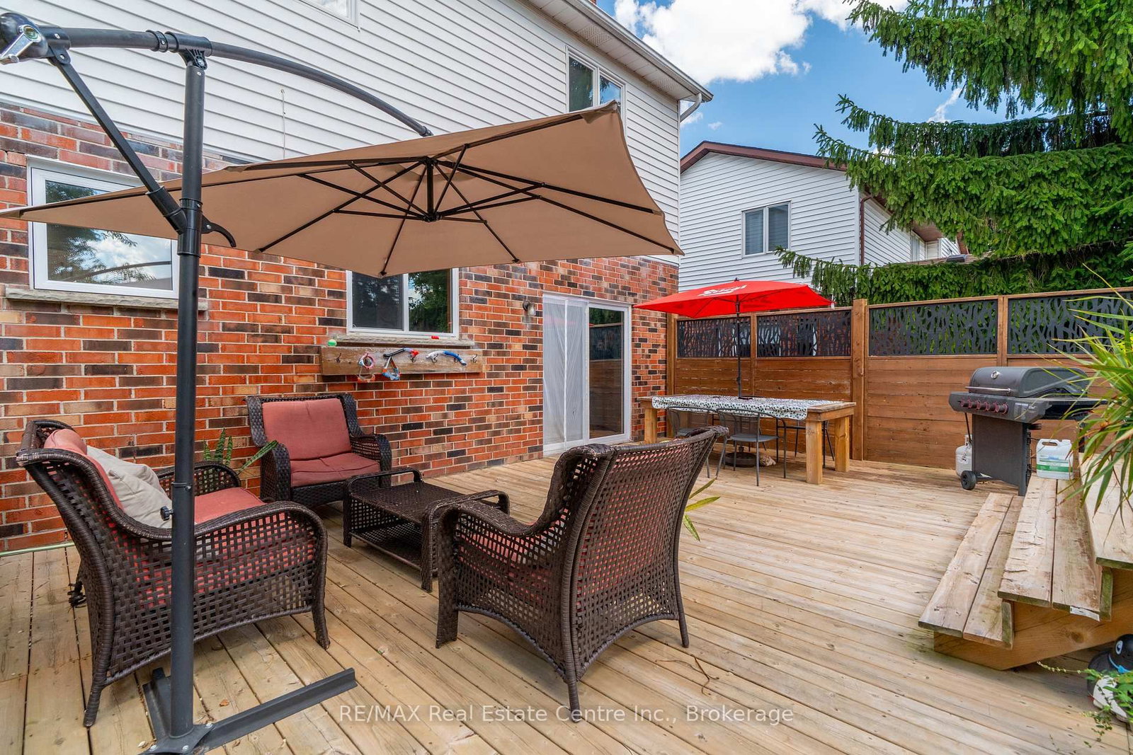 Detached House sold at 21 Burwell Road, Stratford, Ontario, N5A 7R2 - Stratford - MLS: X12377907