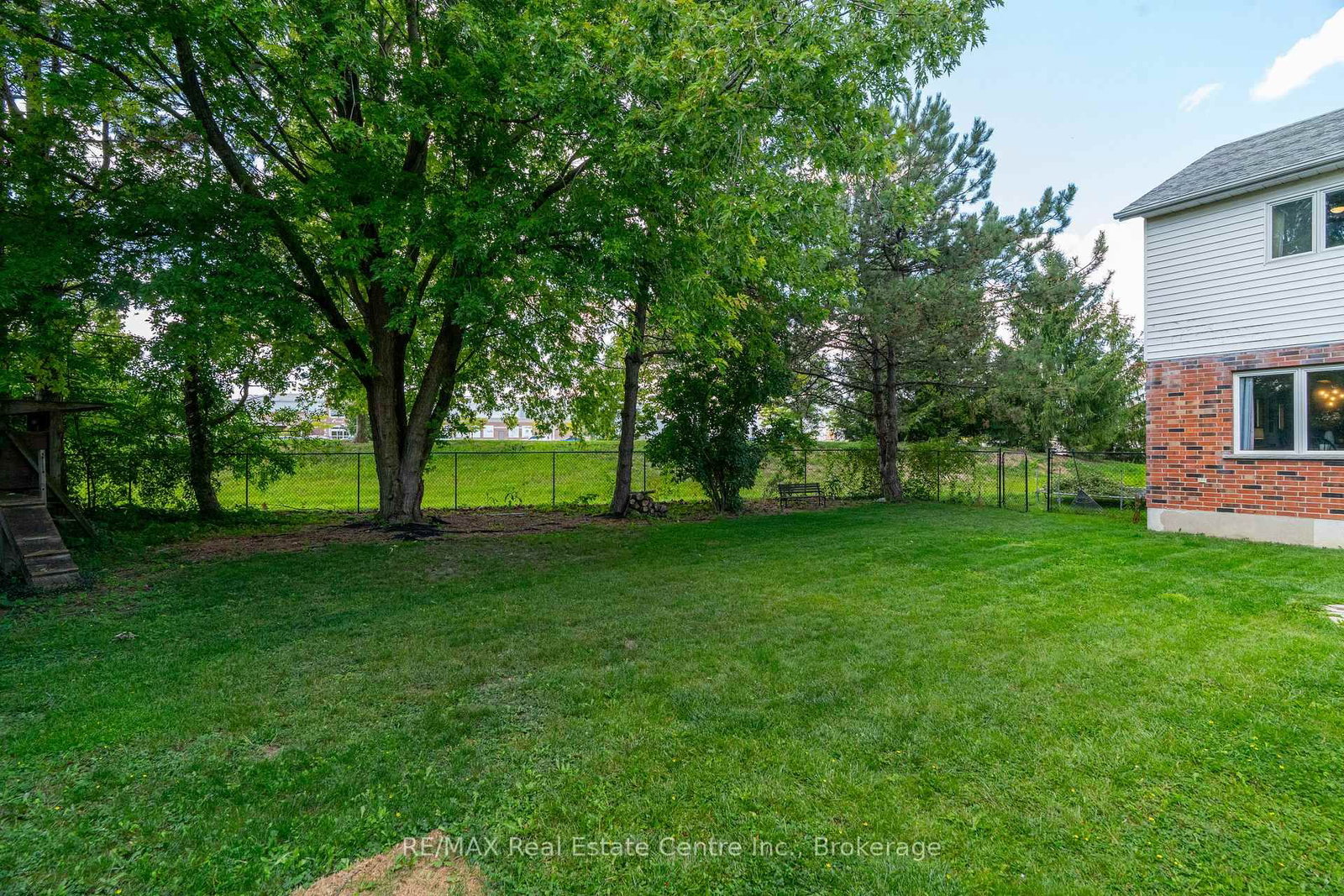 Listing Image 42