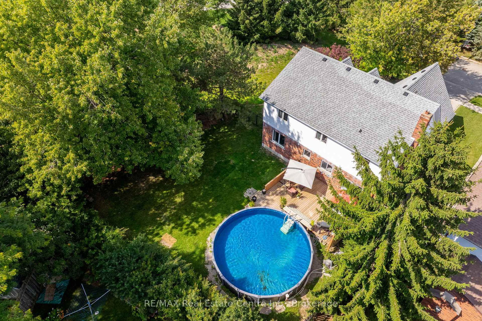Detached House sold at 21 Burwell Road, Stratford, Ontario, N5A 7R2 - Stratford - MLS: X12377907