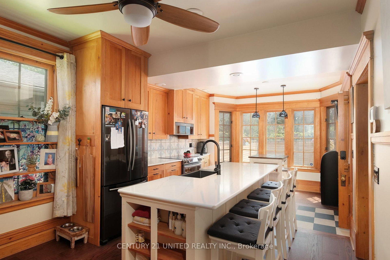 Listing Image 14