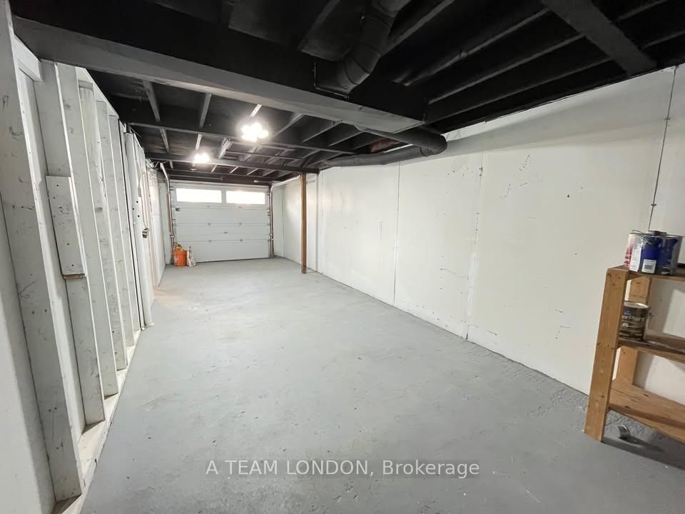Listing Image 24