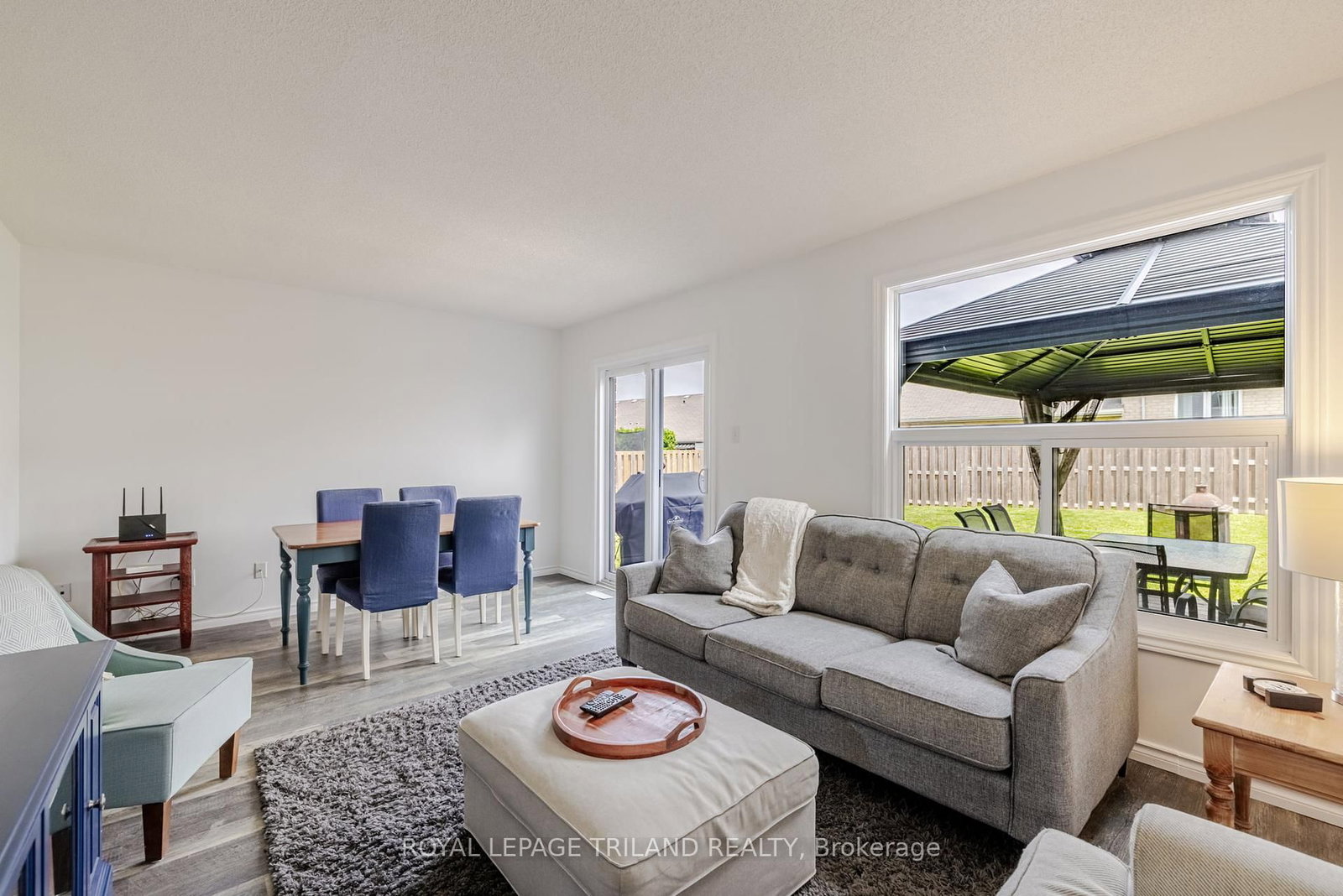 Listing Image 12