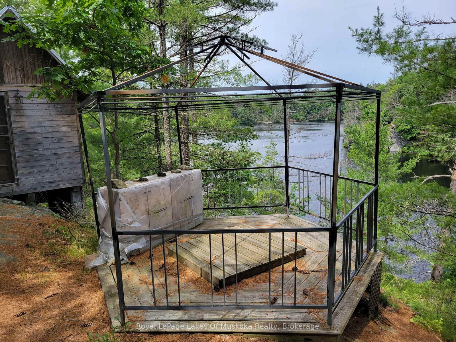Listing Image 6
