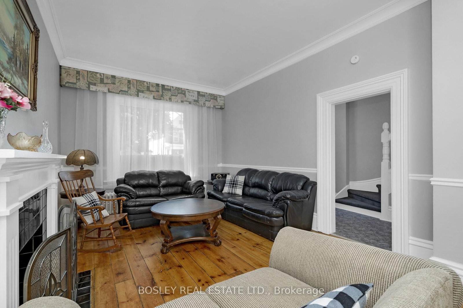 Listing Image 10