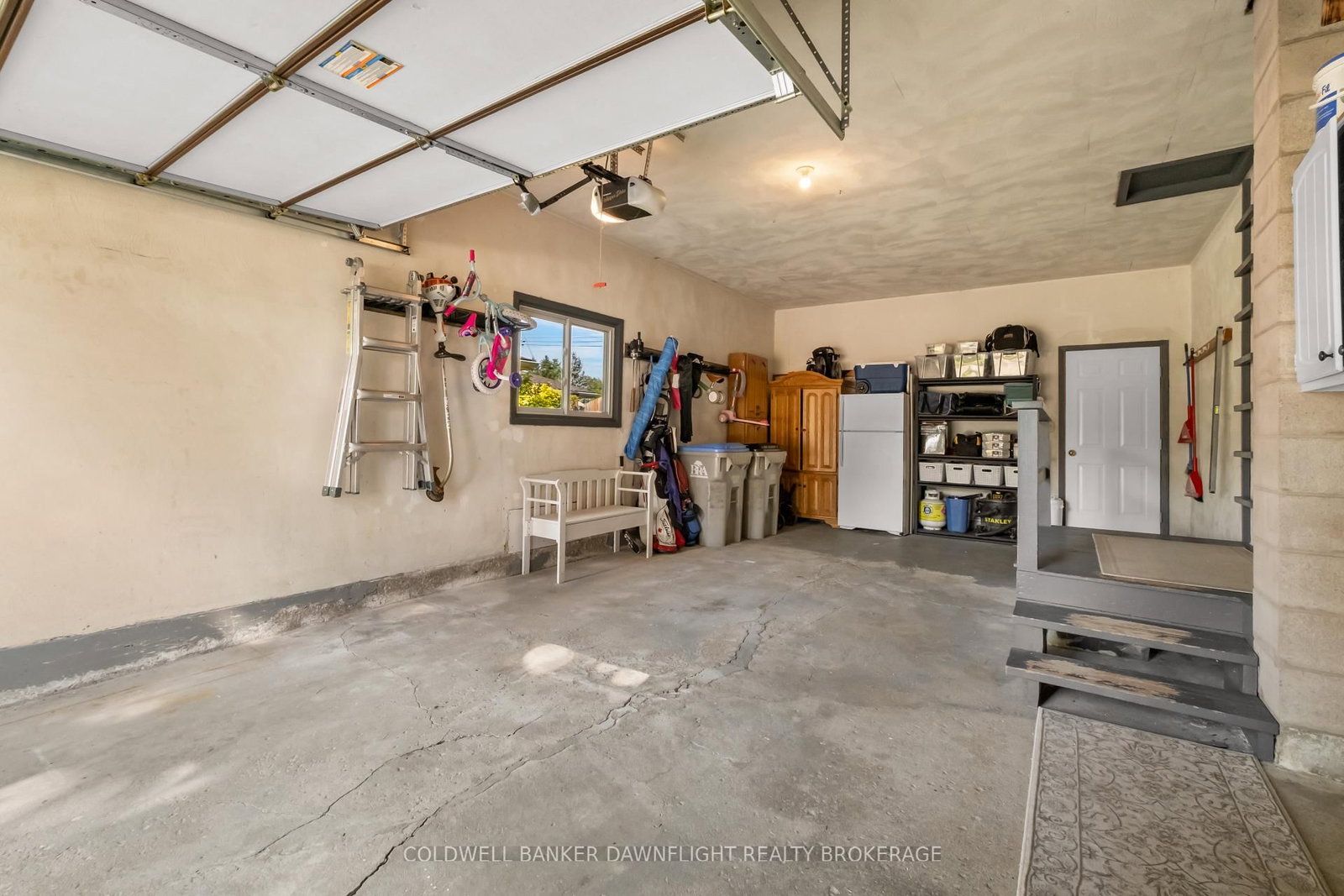 Listing Image 46
