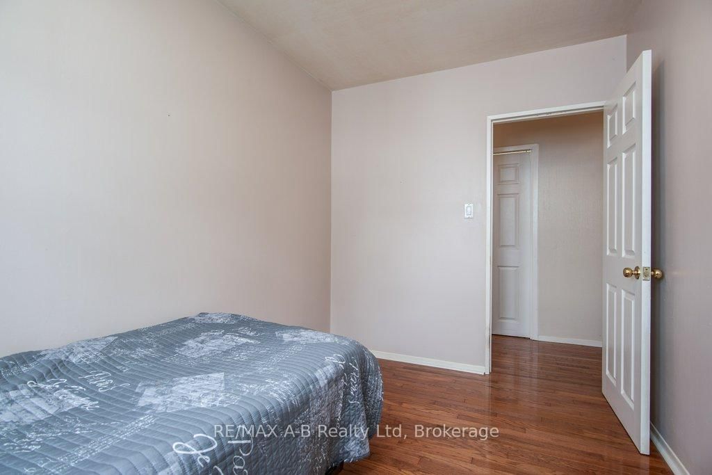Listing Image 30