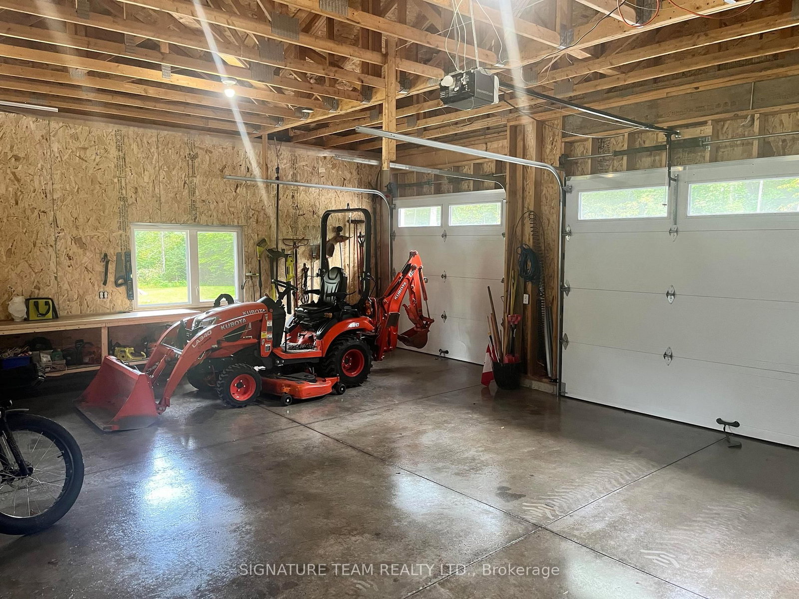 Listing Image 24