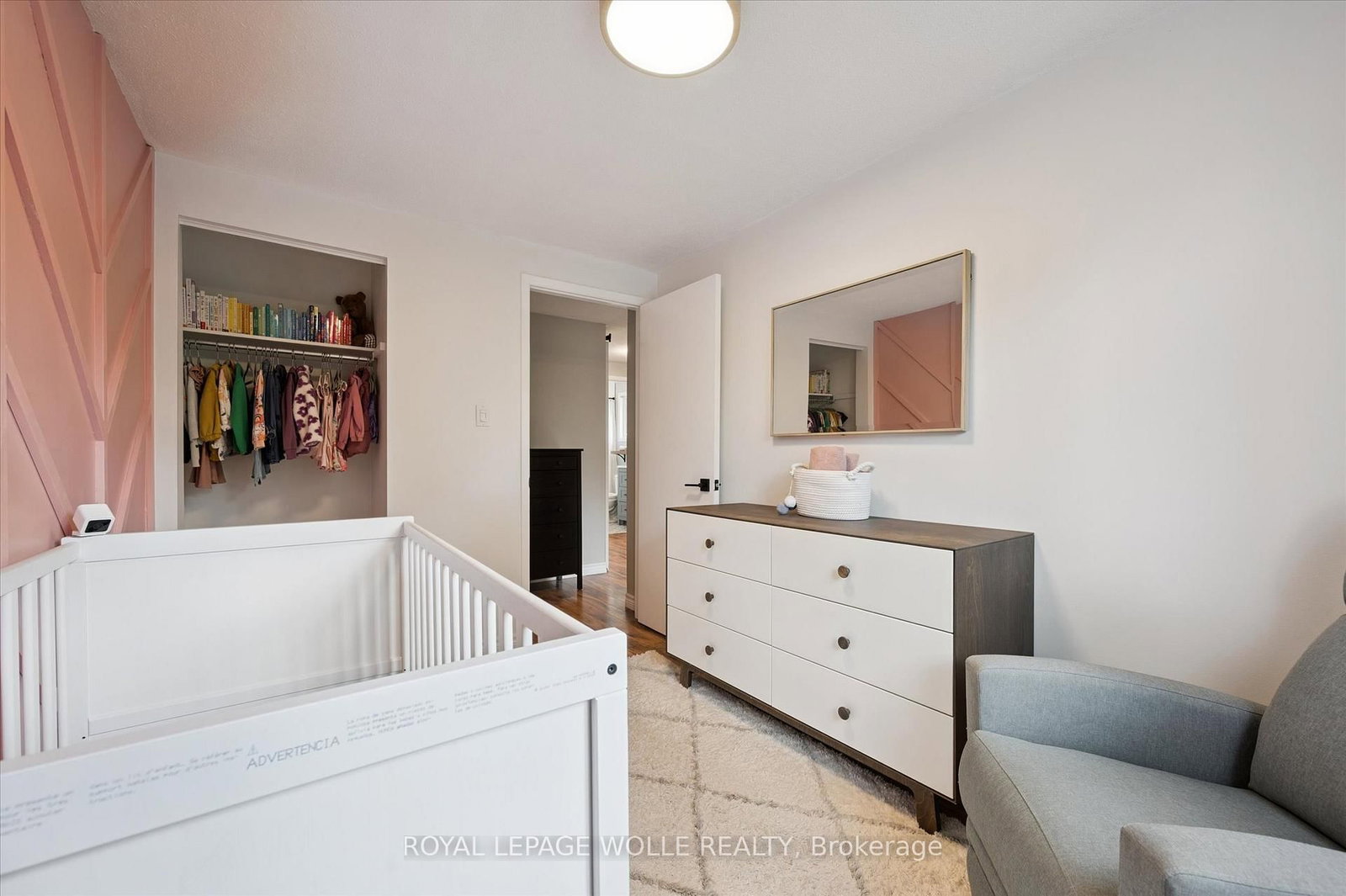 Listing Image 19