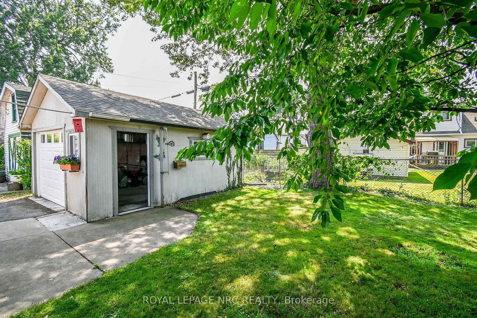 Listing Image 42