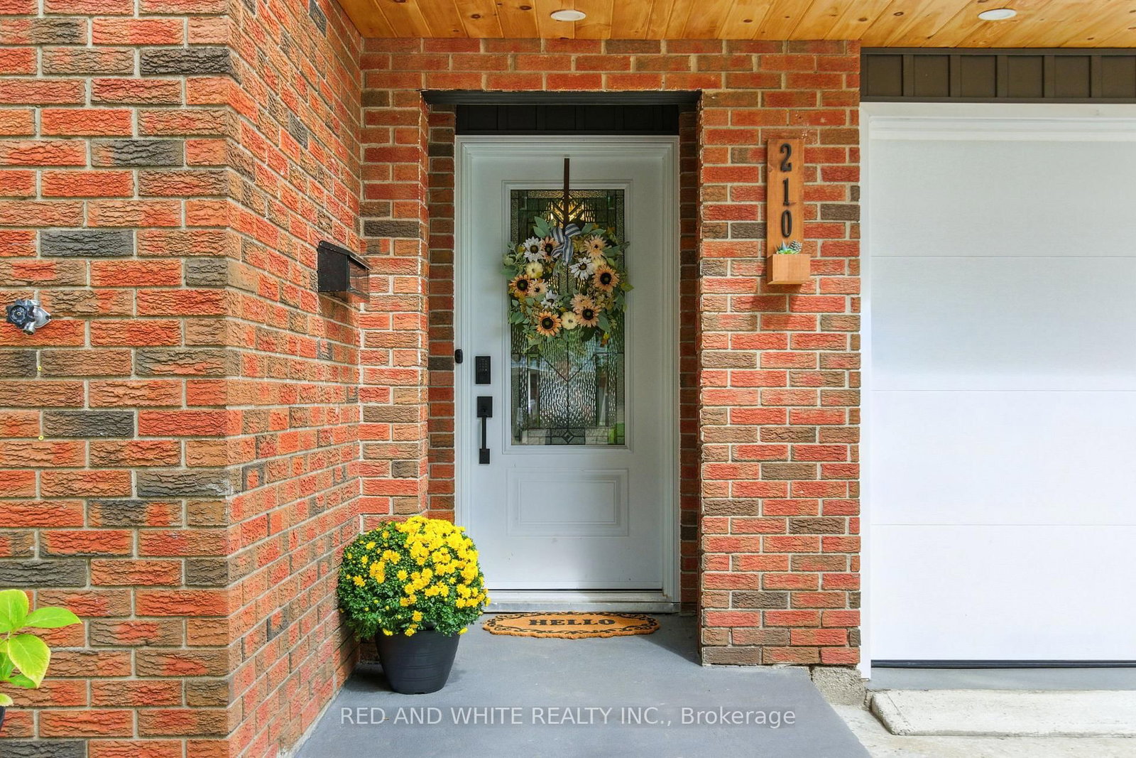 Listing Image 13