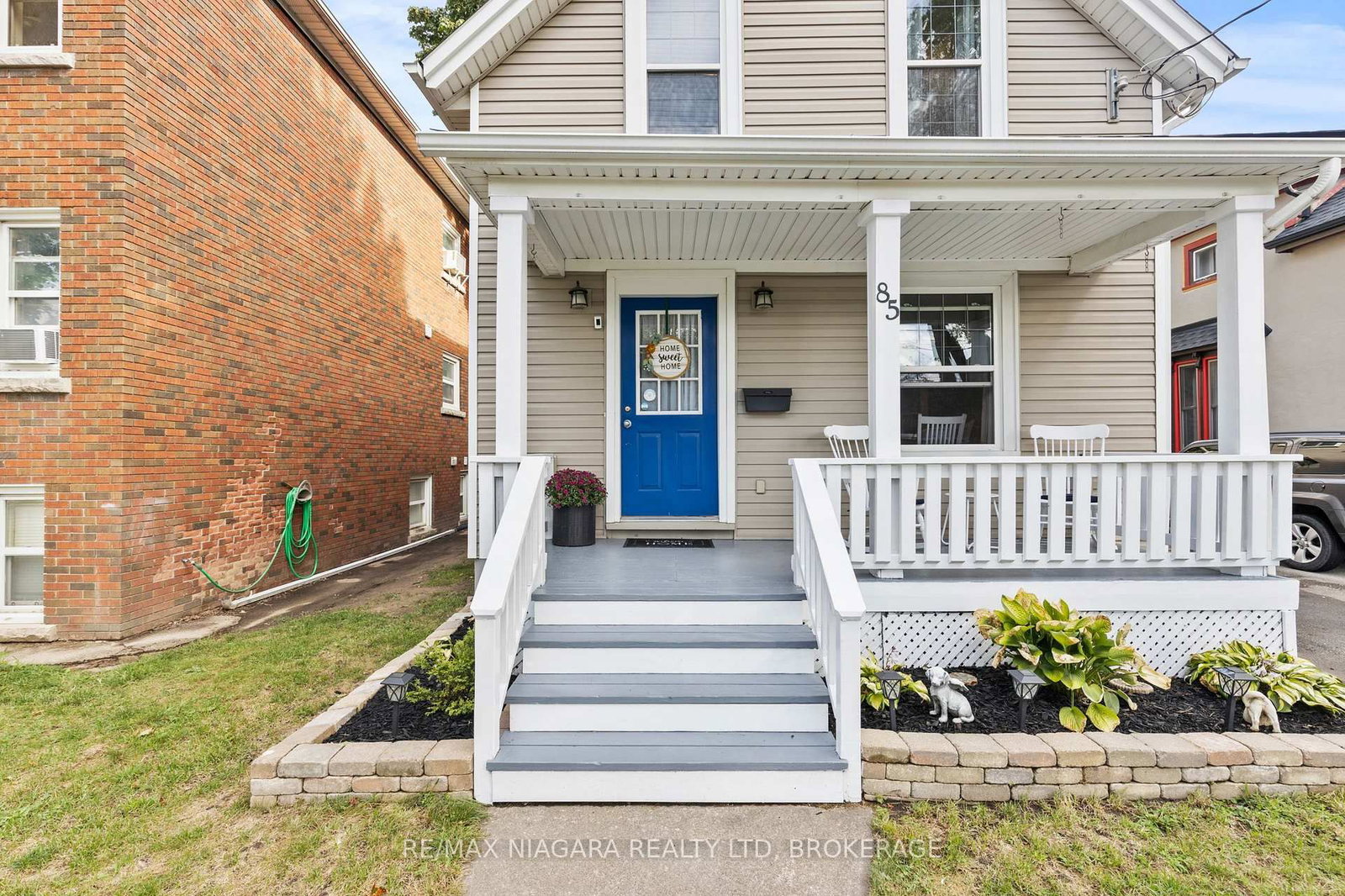Listing Image 4