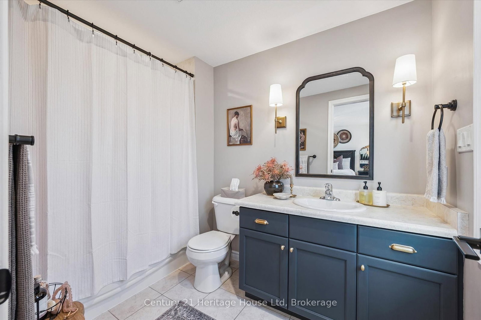 Townhouse sold at 7-20 Shackleton Drive, Guelph, Ontario, N1E 0C5 - Grange Road - MLS: X12379680