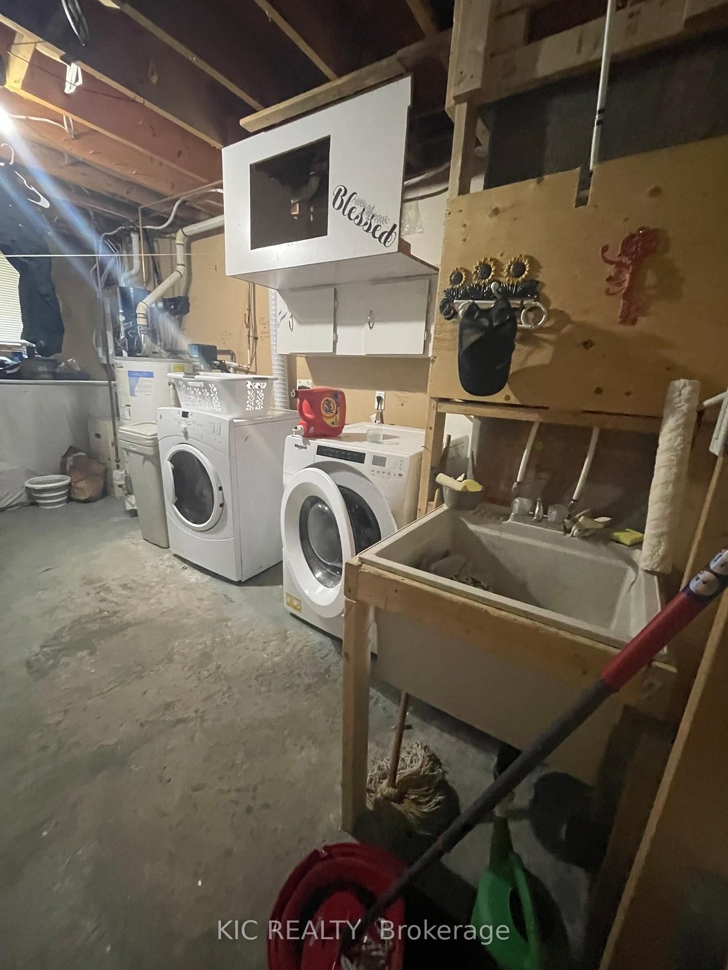 Listing Image 30