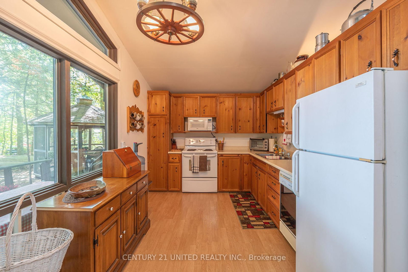 Listing Image 18