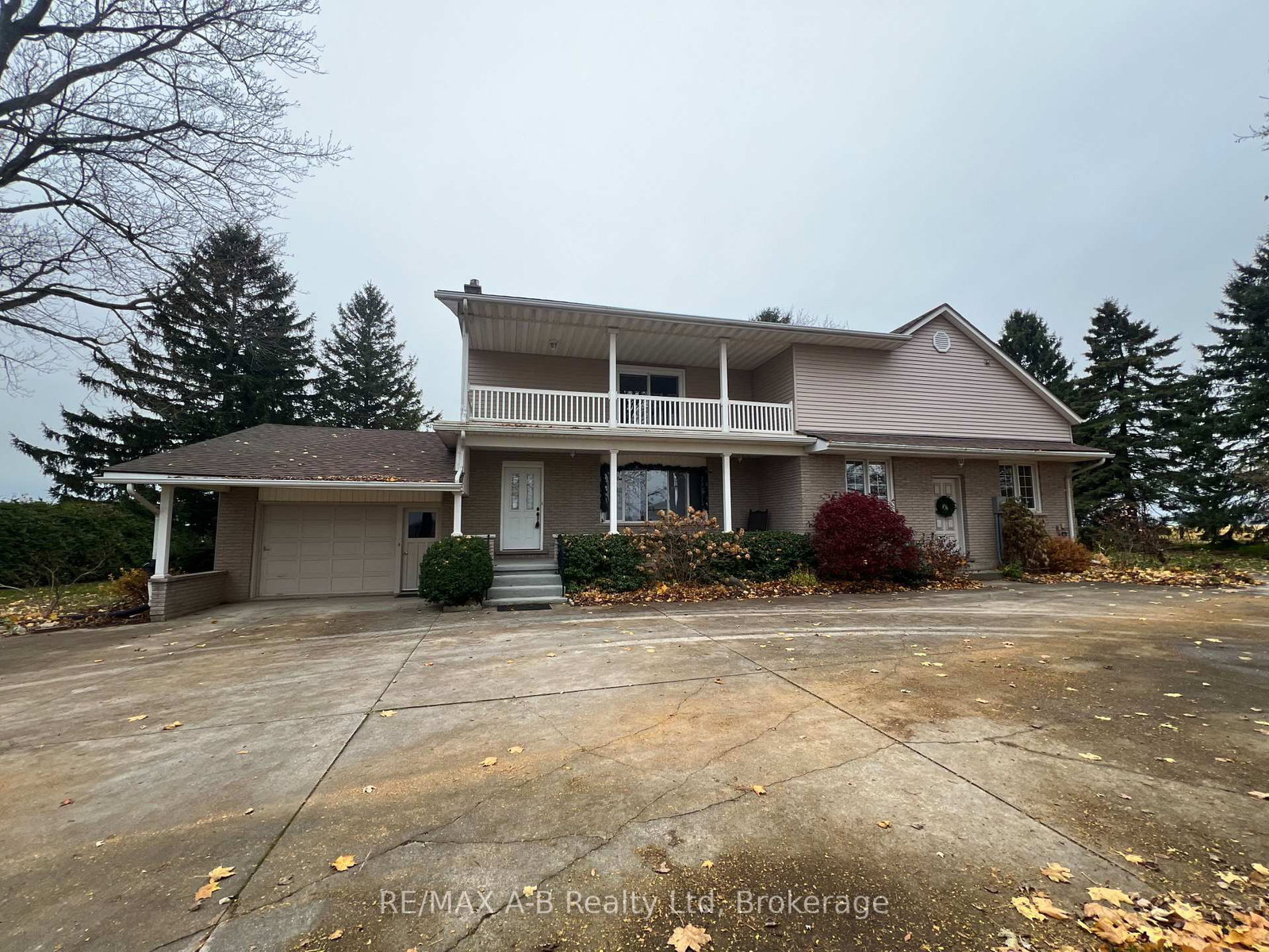 Listing Image 3
