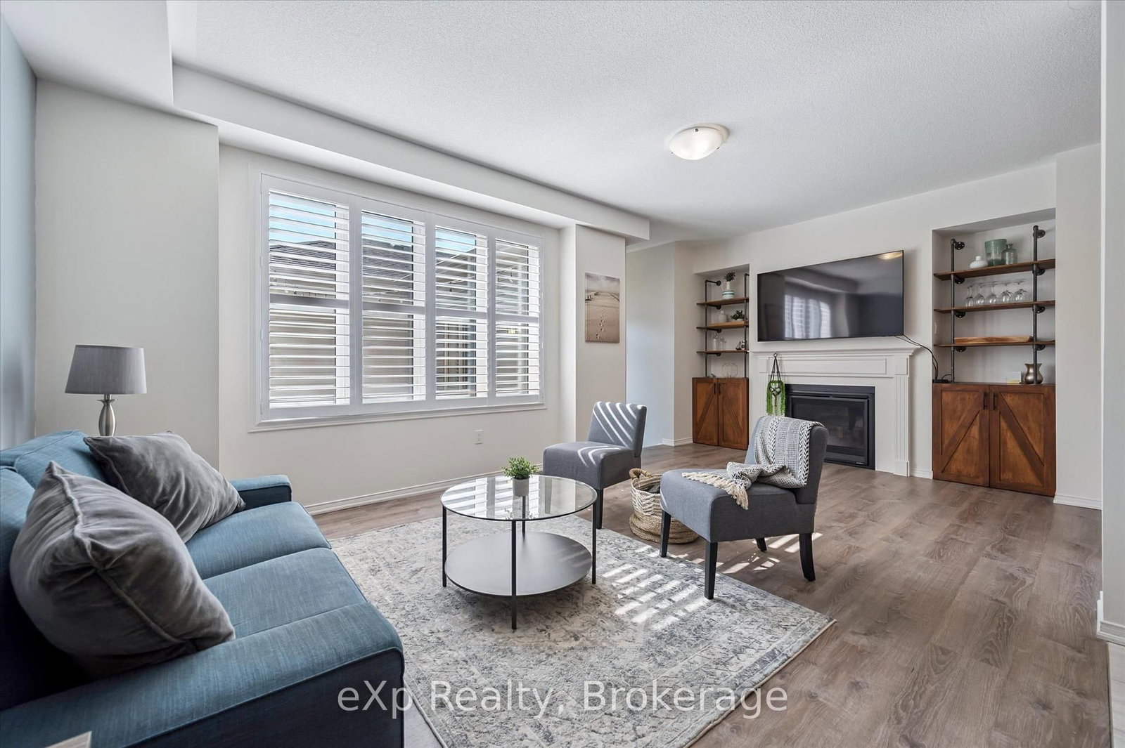 Listing Image 19