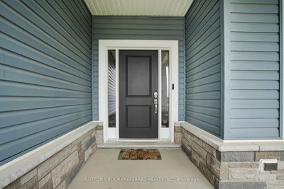 551 Scenic Court, Warwick, Ontario image-0-3